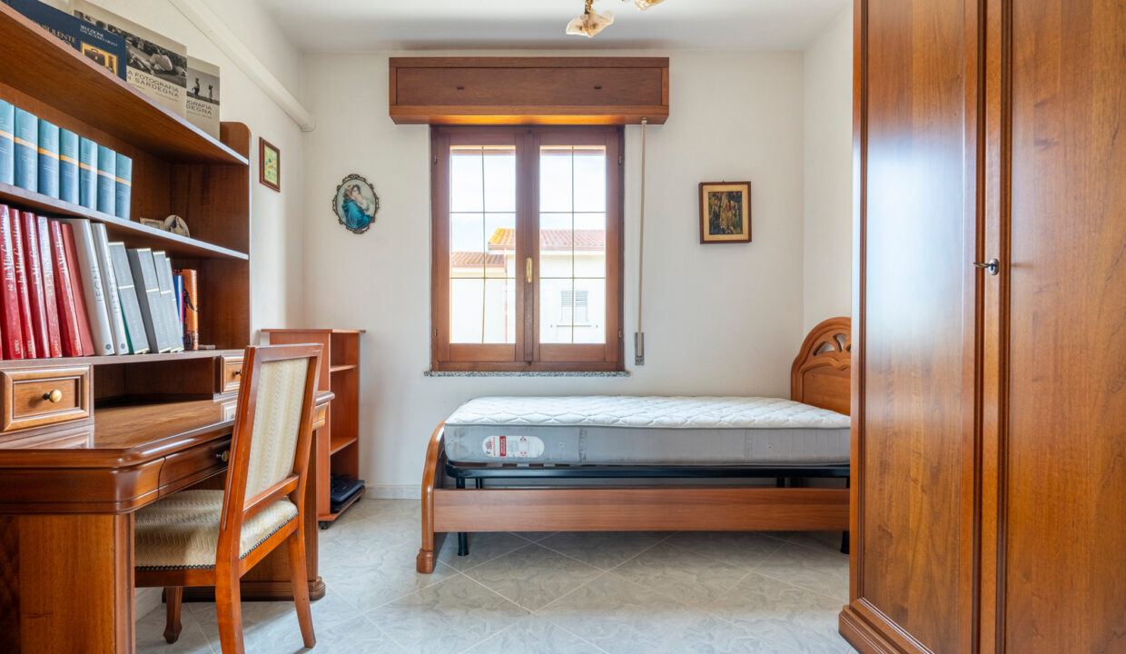 reunion-immobiliare-locale-casa-indipendente-uta-18