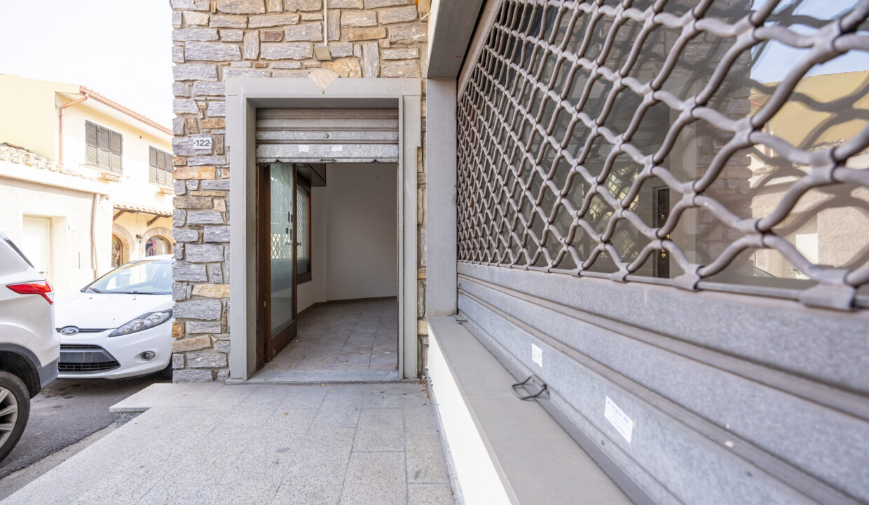 reunion-immobiliare-locale-commerciale-capoterra-22