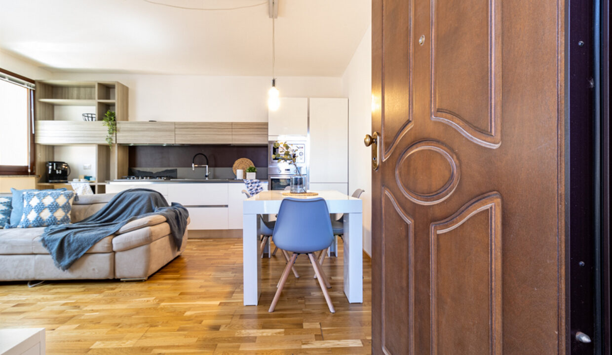 reunion-immobiliare-trivano-capoterra-1