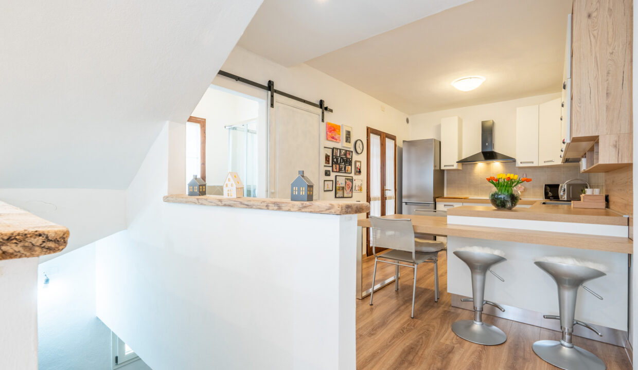 reunion-immobiliare-villa-primavera-17