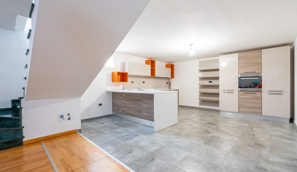 reunion-immobiliare-villa-primavera-46