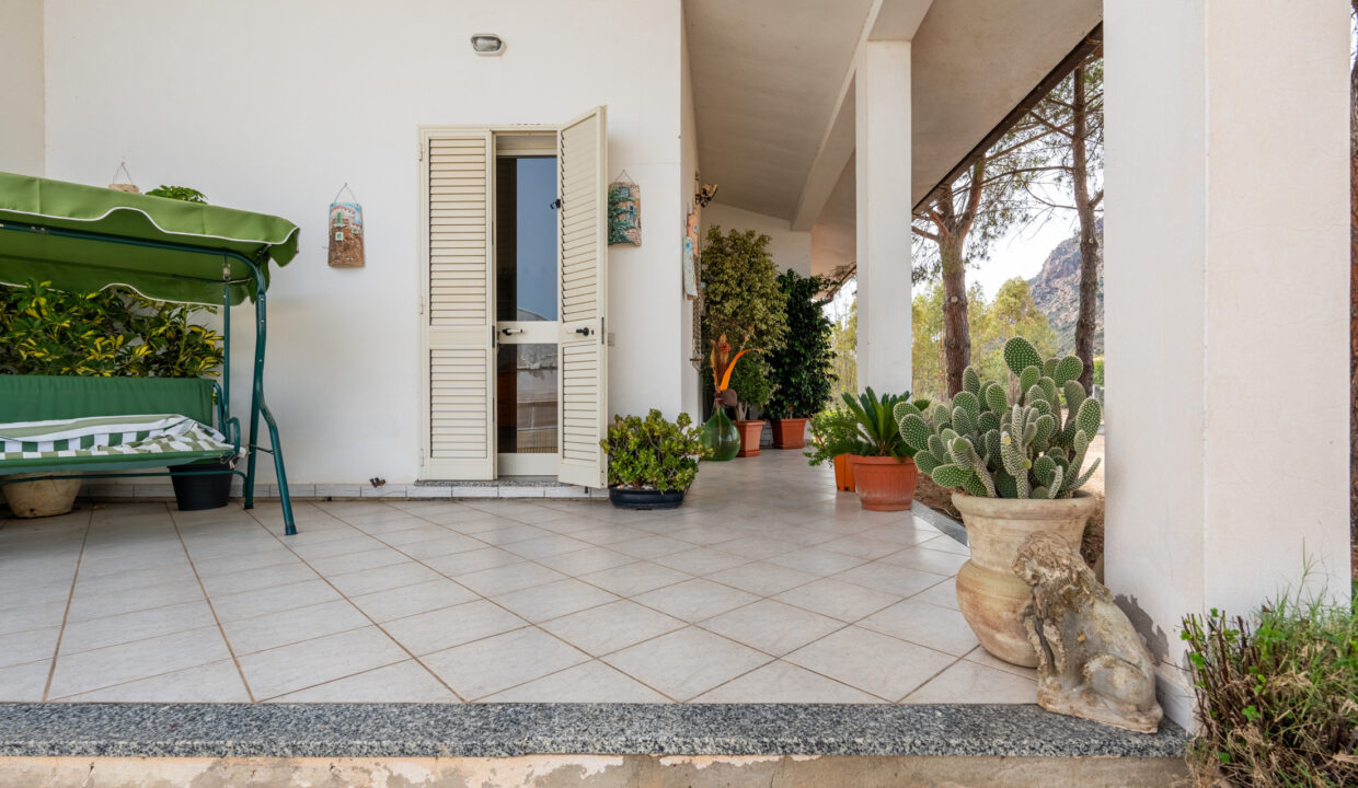 reunion-immobiliare-azienda-agricola-capoterra-17
