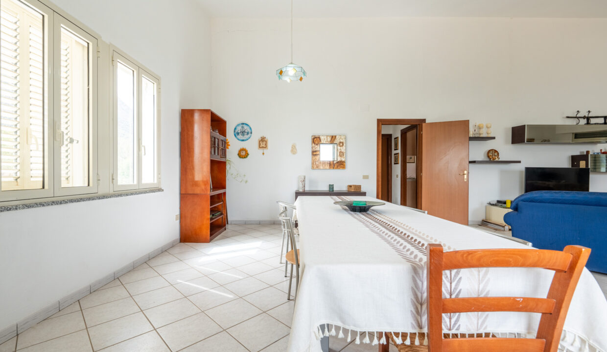 reunion-immobiliare-azienda-agricola-capoterra-32