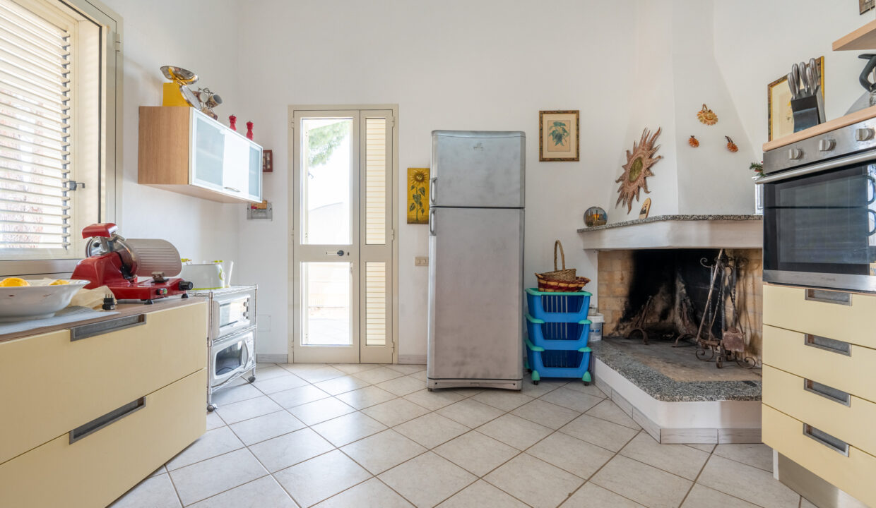reunion-immobiliare-azienda-agricola-capoterra-43