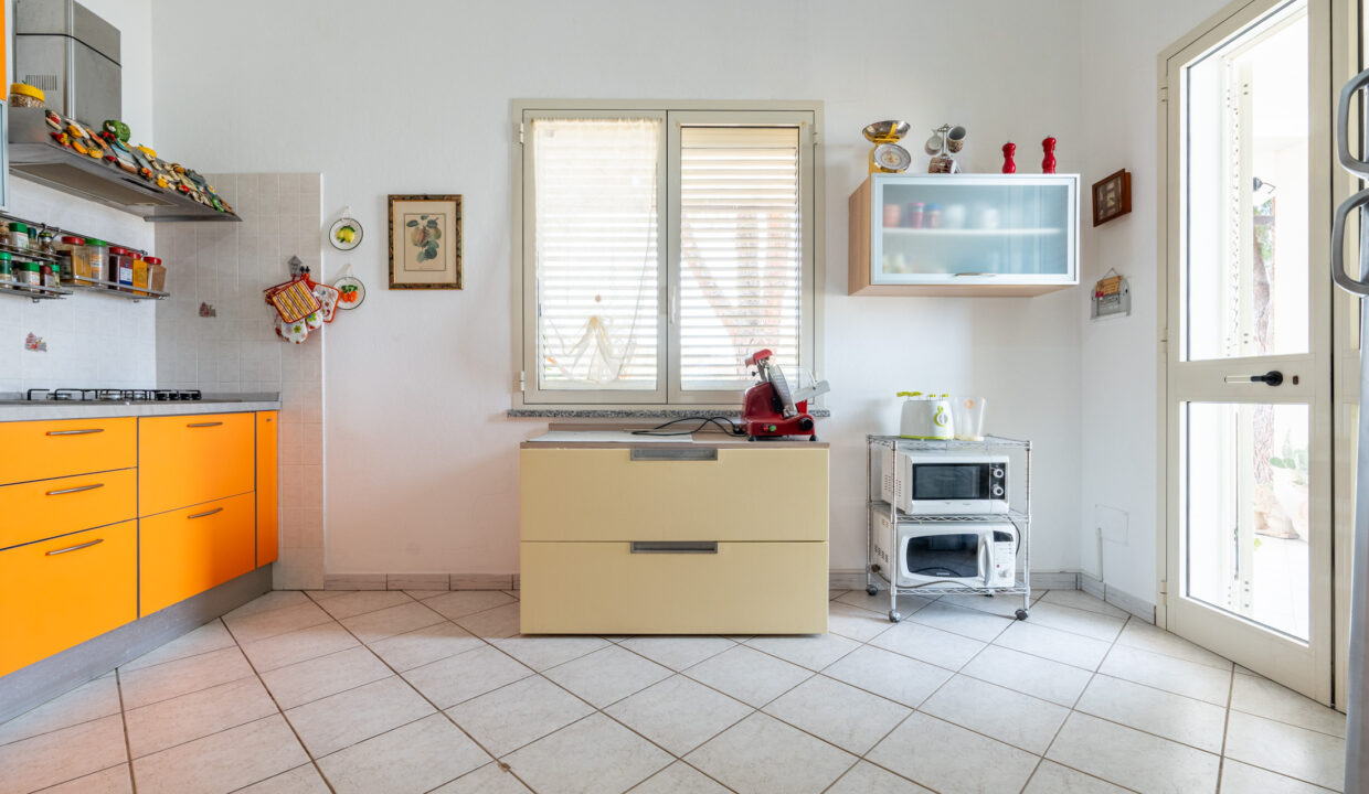 reunion-immobiliare-azienda-agricola-capoterra-45