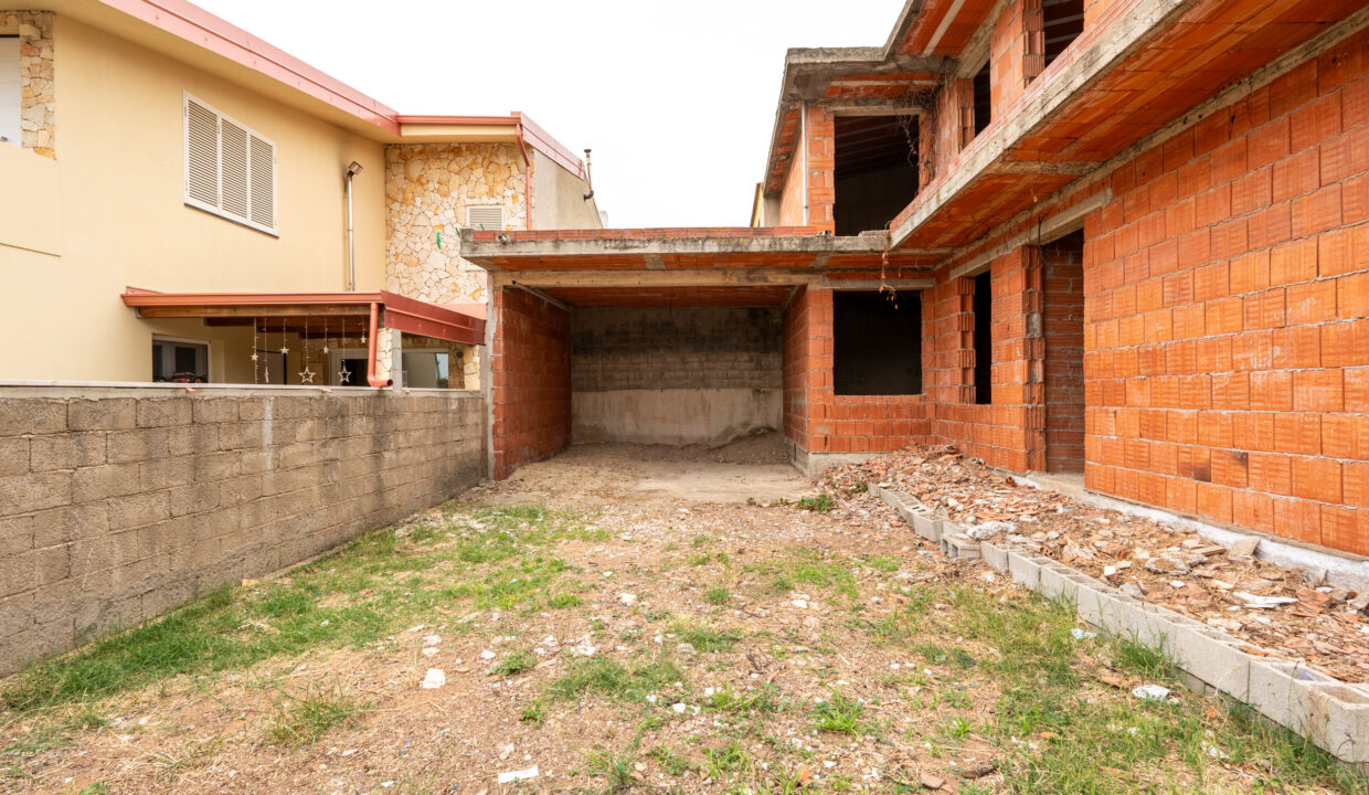 reunion-immobiliare-immobile-indipendente-capoterra-4