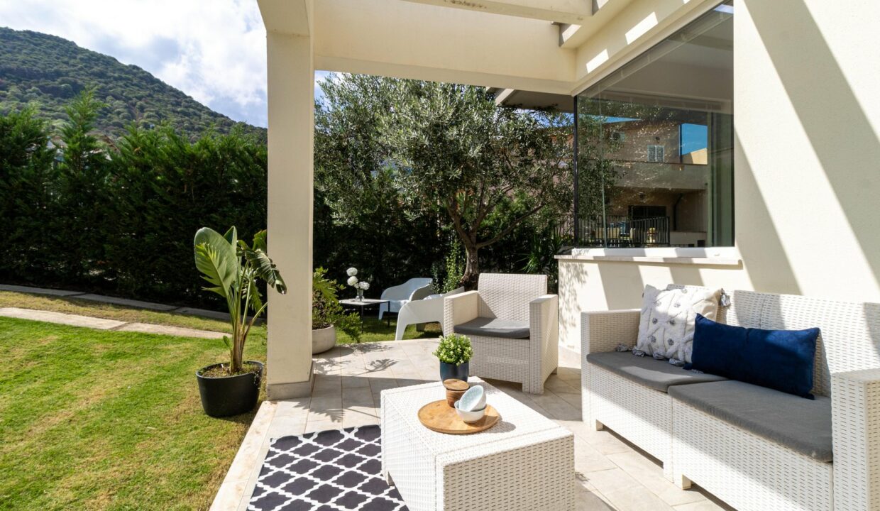 reunion-immobiliare-via-delle-fontane-6