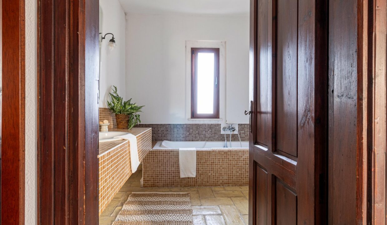 reunion-immobiliare-villa-torre-degli-ulivi-35