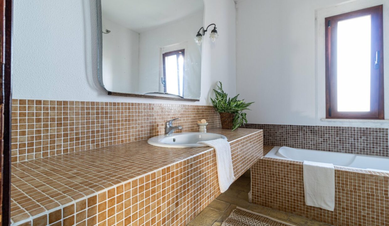 reunion-immobiliare-villa-torre-degli-ulivi-36
