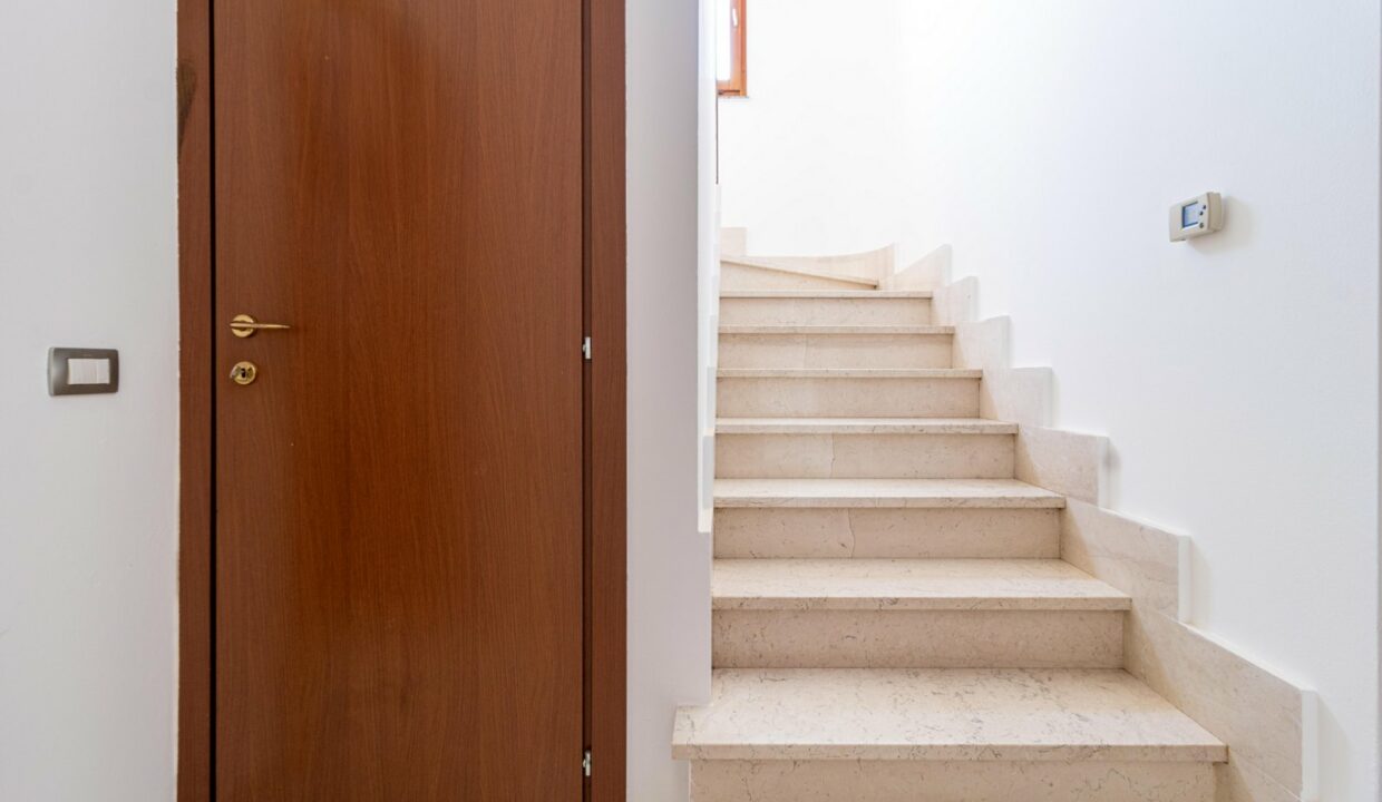 reunion-immobiliare-villa-anna-capoterra-033