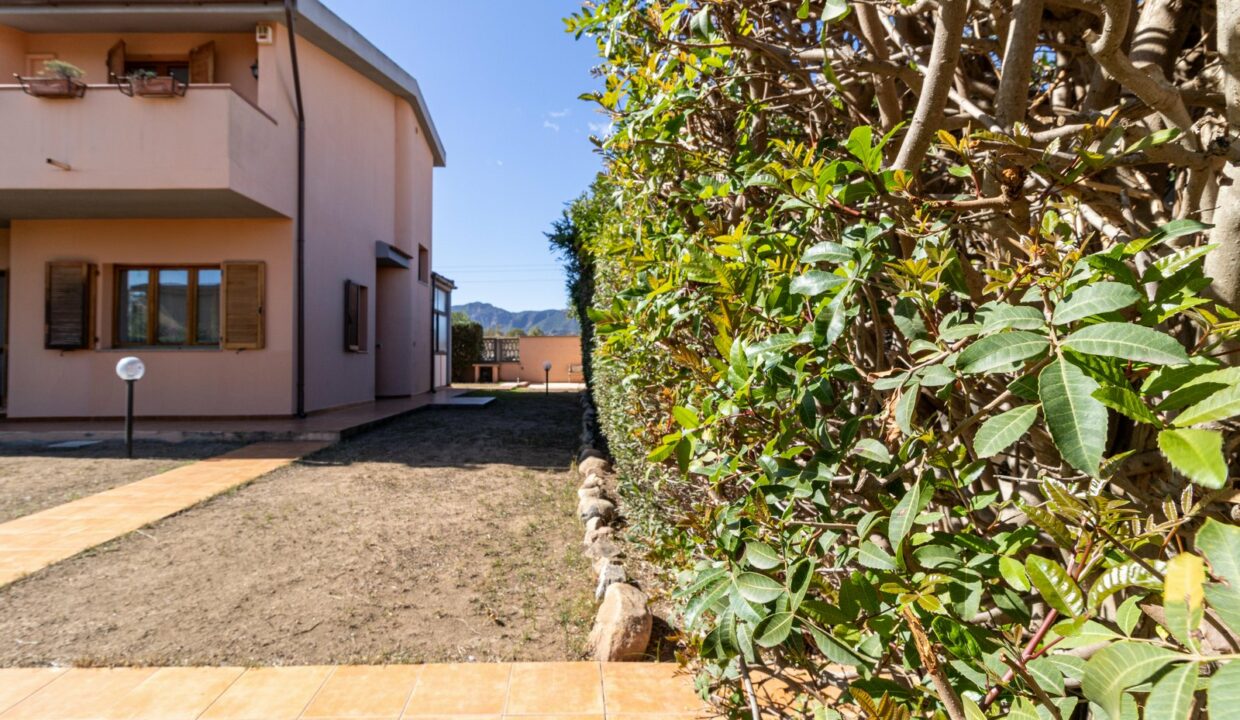 reunion-immobiliare-villa-anna-capoterra-04