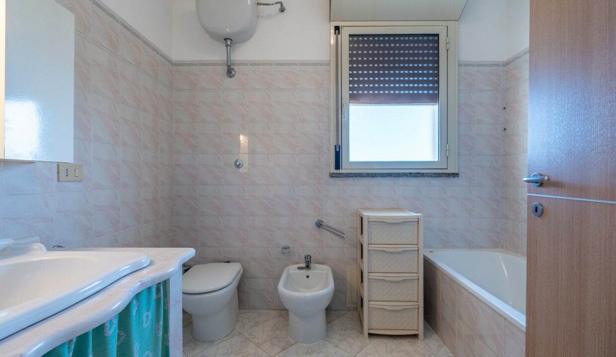 vendita-appartamento-appartamento-via-isonzo-capoterra-immobiliare-11