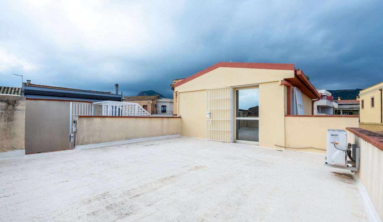 vendita-casa-due-livelli-capoterra-32