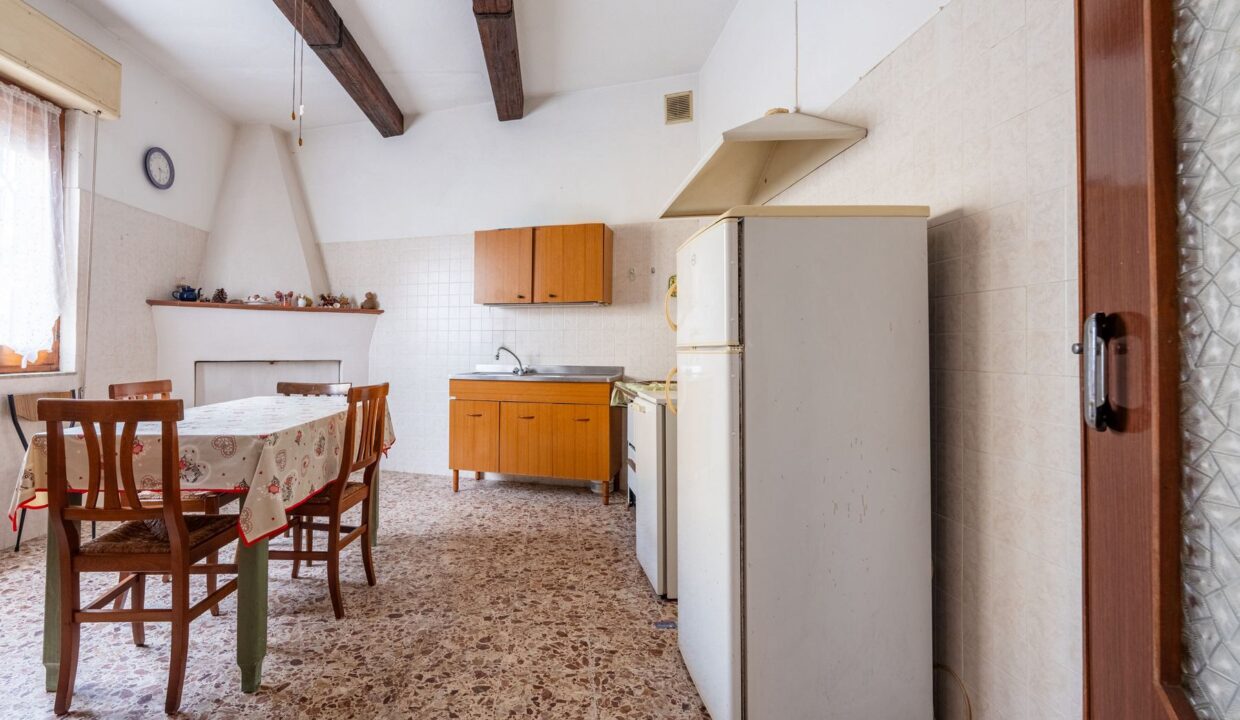 reunion-immobiliare-trivano-con-giardino-capoterra-10