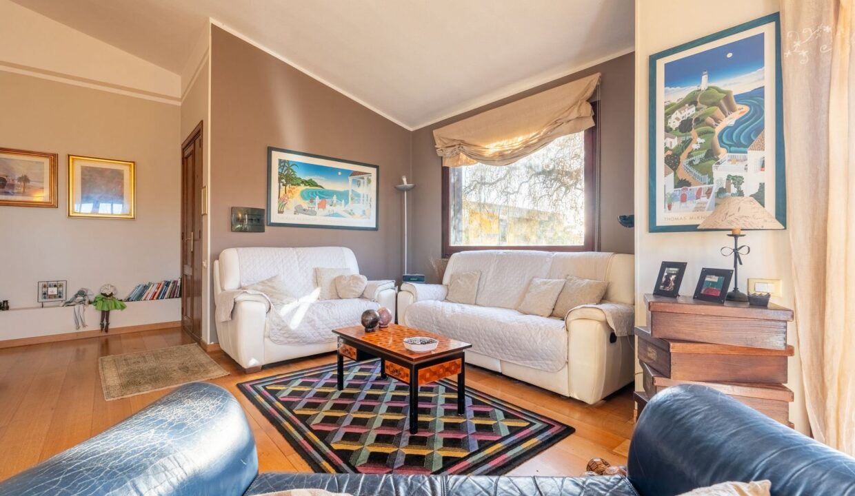 reunion-immobiliare-villa-singola-quartu-sant-elena-0_26