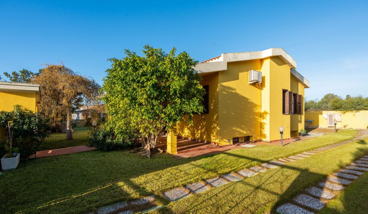 reunion-immobiliare-villa-singola-quartu-sant-elena-0_46