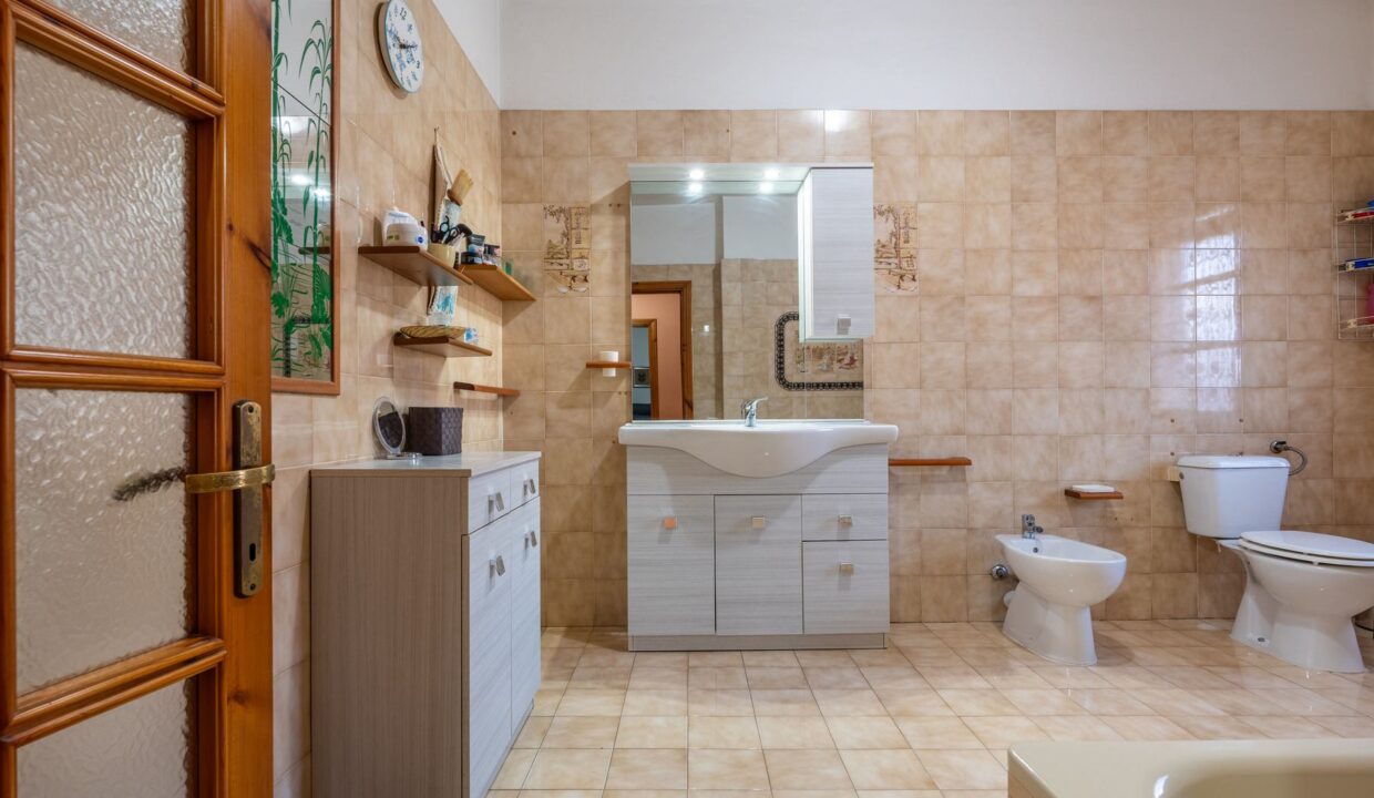 reunion-immobiliare-appartamento-con-terrazza-7
