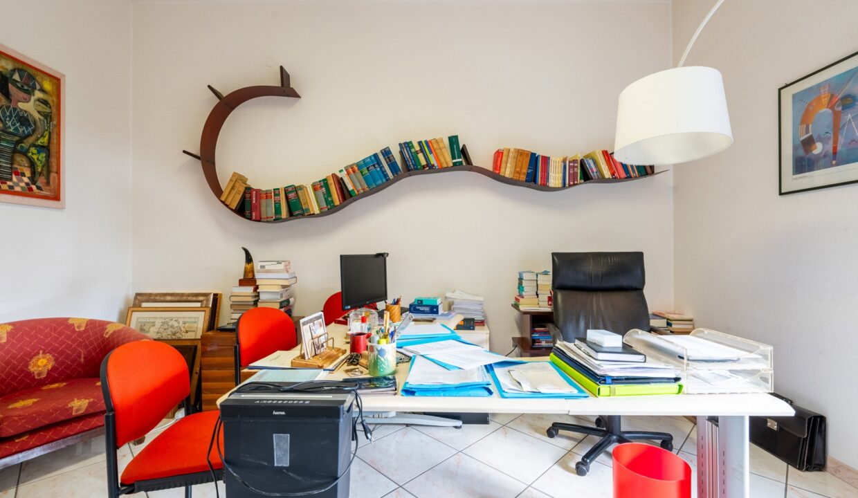 ufficio-vendita-piazza-galilei-cagliari-10