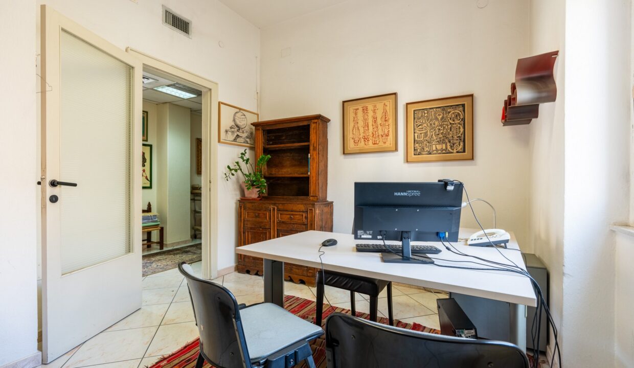 ufficio-vendita-piazza-galilei-cagliari-26