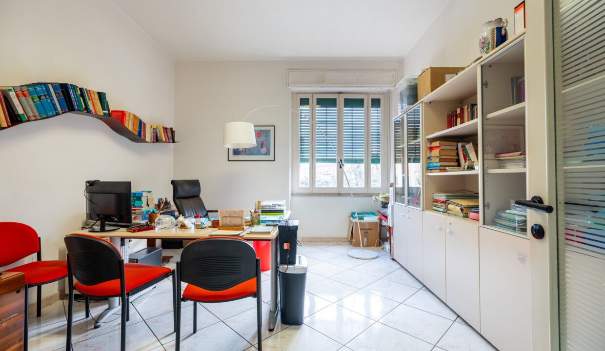 ufficio-vendita-piazza-galilei-cagliari-9