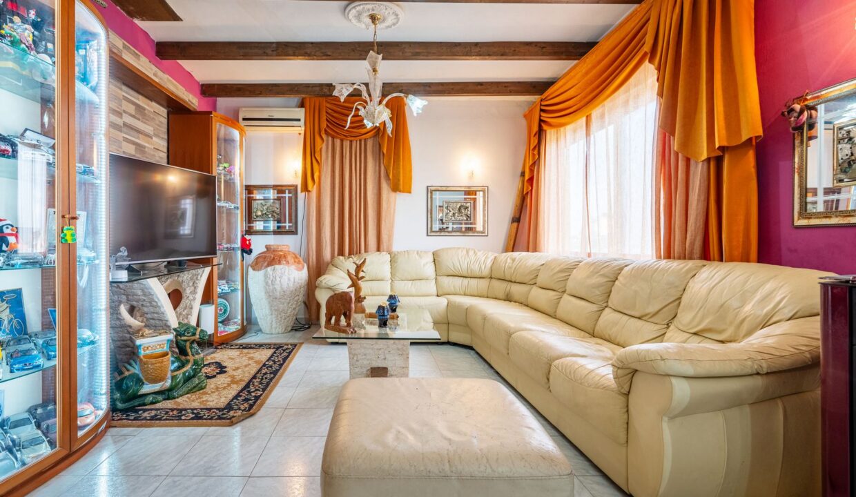 capoterra-via-delle-rose-16